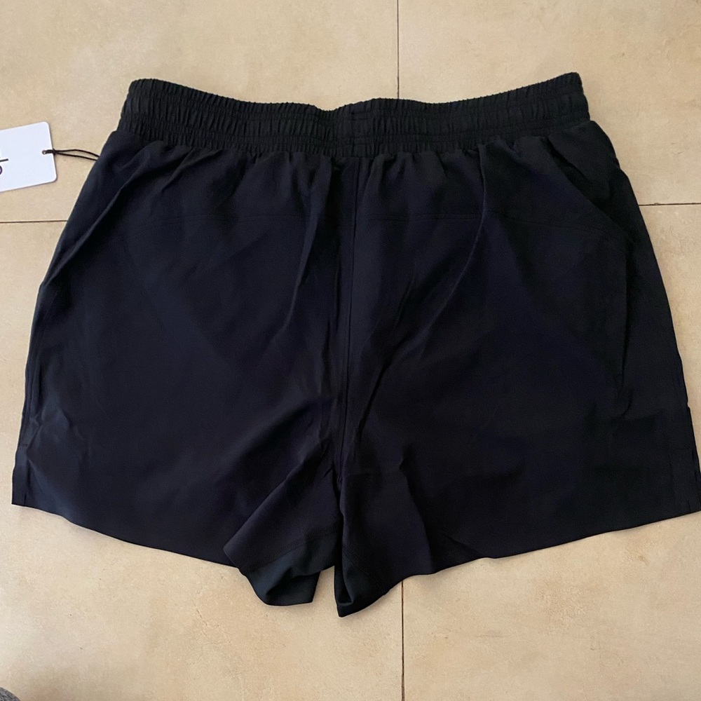 SOLD ALO Yoga Men’s “Adapt” 5” Inseam Short w/ Liner (S) *BESTSELLER* - Picture 10 of 13